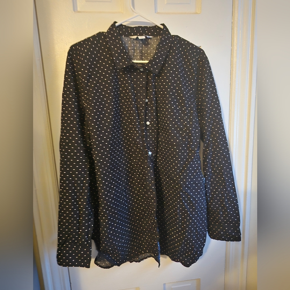 Oldnavy Black and White Pokka Dot Long Sleeve Button Down Shirt